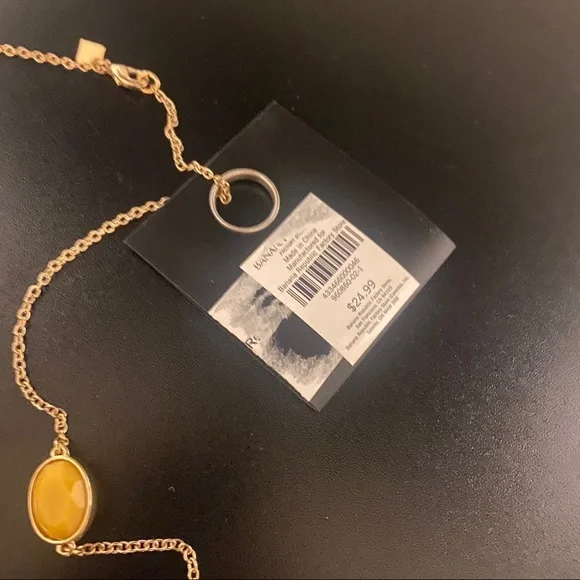 NWT Banana Republic Necklace - Picture 4 of 4